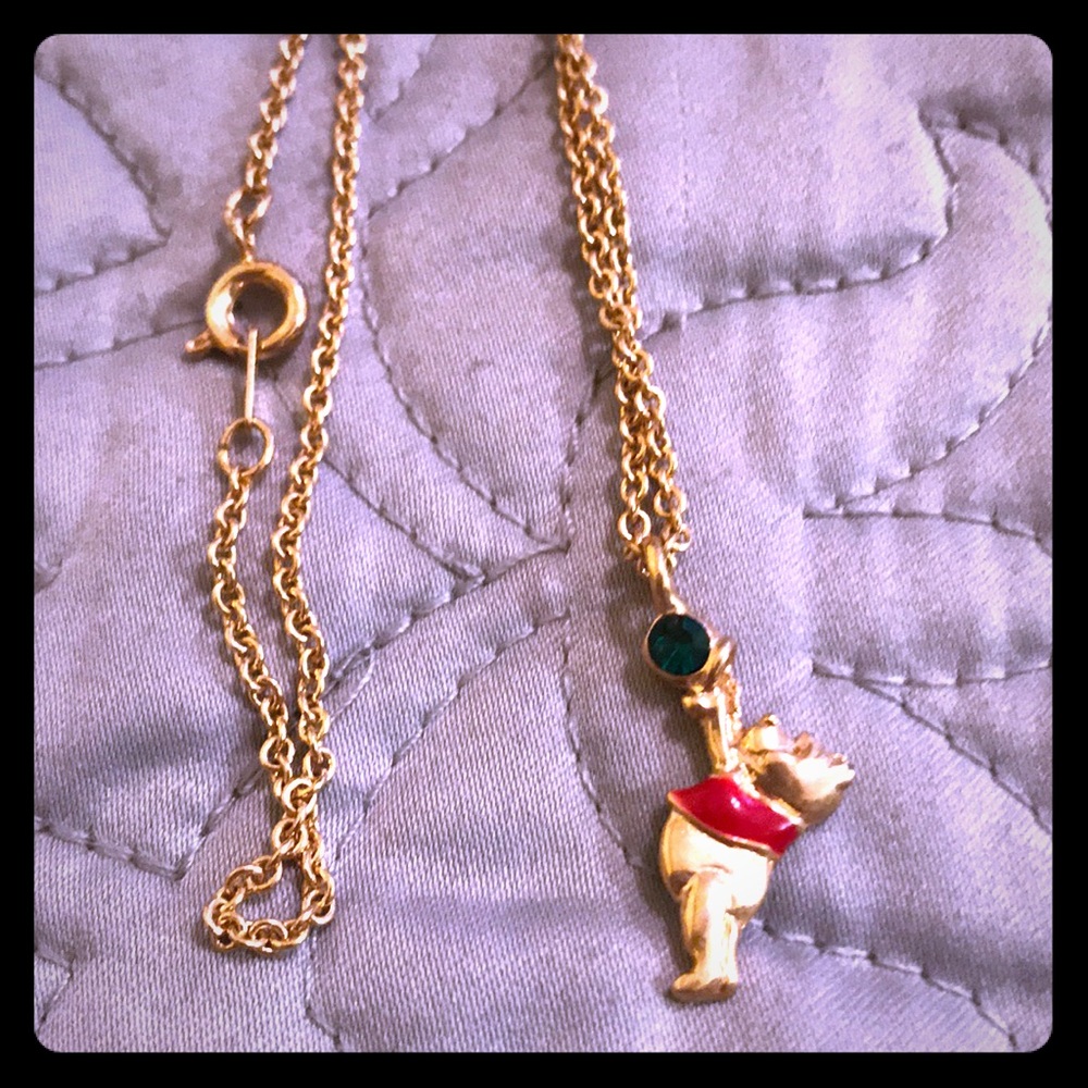 DISNEY Winnie the Pooh gold & emerald necklace 🐻